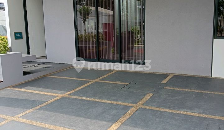 Rumah Mewah Dijual Siap Huni 2 Lantai Bebas Banjir Shm Dekat Stasiun Krl Pondok Ranji Di Ciputat Timur Tangerang Selatan 