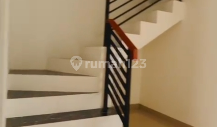 Rumah Mewah 2 Lantai Free Biaya-biaya Di Pamulang Tangerang Selatan  2