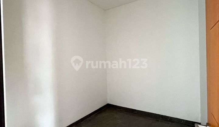 Rumah Cantik Bebas Banjir Dekat Stasiun Mrt Masa Pondok Benda Depan Di Pamulang