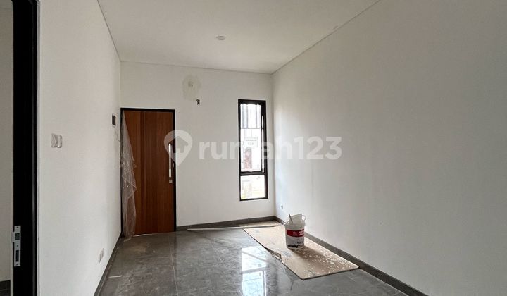 Rumah Mewah 2 Kamar Tidur Carport 2 Mobil Di Pamulang  2