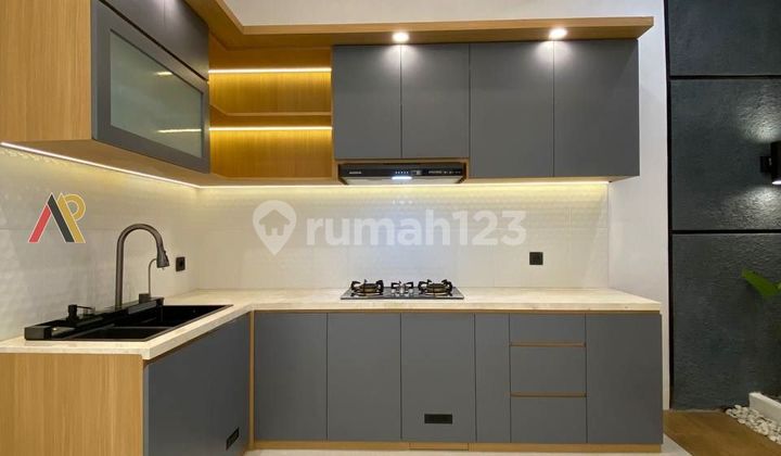 Rumah 2 Lantai 3 Kamar Tidur Dijual Murah Bebas Banjir Shm Dekat Kampus Ui Di Mampang Pancoran Mas Depok 