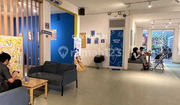 Dijual Cash Rumah Mewah 5 Kamar Tidur Bebas Banjir Strategis Dekat Stasiun KRL Pondok Ranji di Bintaro Jaya Sektor 2 Rengas Ciputat Timur Kota Tangerang Selatan 2