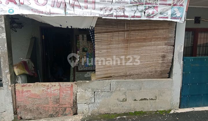 10-Door Rental House for Sale Cheap Flood-Free Strategic Location Near Plaza Bintaro in Rengas, East Ciputat 2