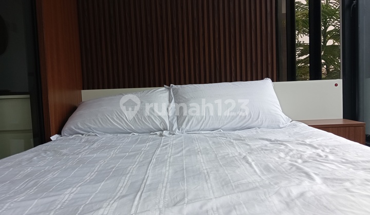 Rumah Moderen 2 Lantai Dekat Akses Tol Pamulang Di Cinangka Depok 