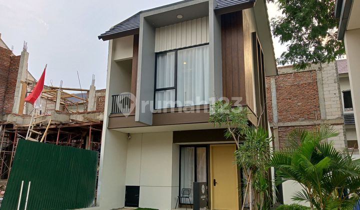 Modern 2-Storey Flood-Free Strategic House with SHM Near MRT Station in Ciputat South Tangerang 2