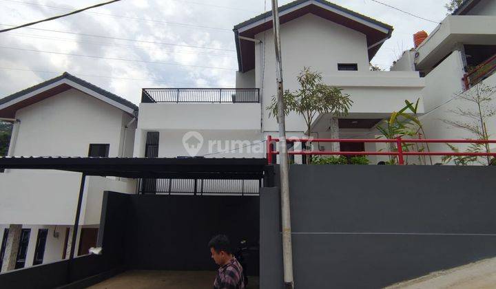 Rumah 2 Lantai 3 Kamar Di Cipageran Kota Cimahi Utara Shm Bs Kpr 2