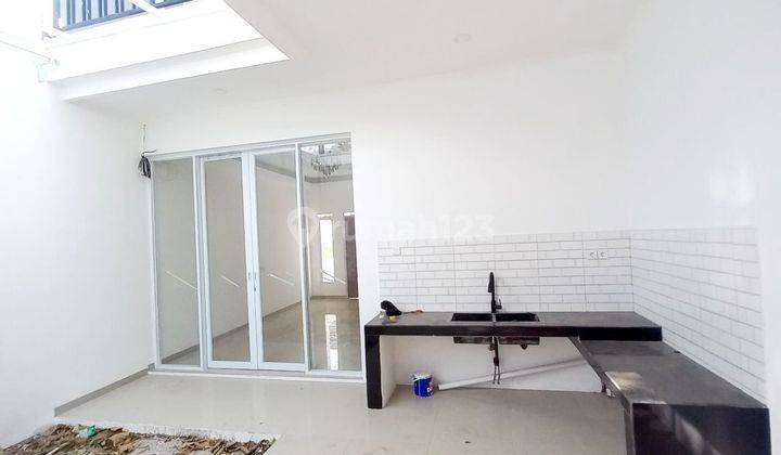 Dijual rumah 2 lantai baru di jatihandap view kota bandung  2