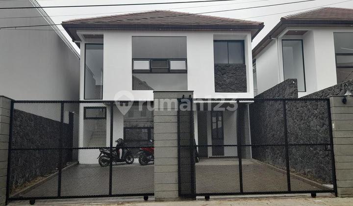 Dijual Rumah Mewah + Kolam Renang Di Setiabudi Regency Bandung Dijual Rumah Mewah + Kolam Renang Di Setiabudi Regency Bandung