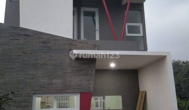 Dijual Rumah 2 Lantai Shm Di Jatihandap Dkt Padasuka Cicaheum  2