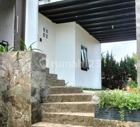 Rumah Villa 2 Lantai Shm Di Ciheudeng Lembang 2