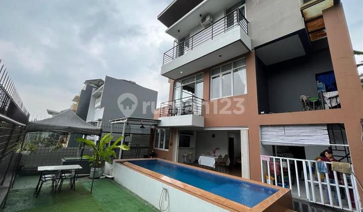 Rumah Mewah Dengan Kolam Renang Di Dago Pakar 1