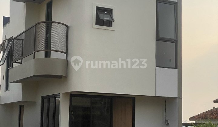 Dijual Rumah Bagus Shm 2 Lantai Dkt Stasiun Toll Padalarang