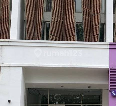 DISEWAKAN RUKO PROMENADE KEDUNG BARUK - CORELIFT - PARKIR LUAS 1