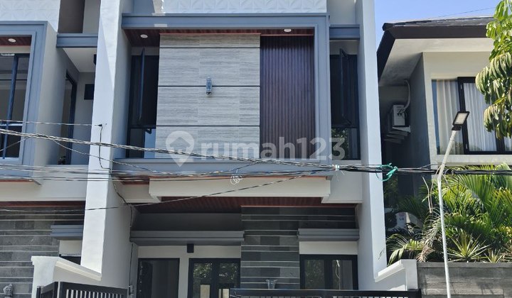 DIJUAL RUMAH MANYAR JAYA - ONE GATE SYSTEM - BARU GRESS
