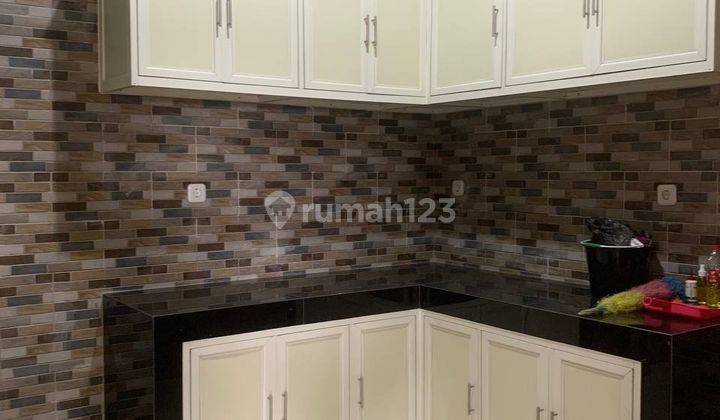 Rumah Baru Gres Full Renovasi Siap Huni di Alana Cemandi Tahap 1 4