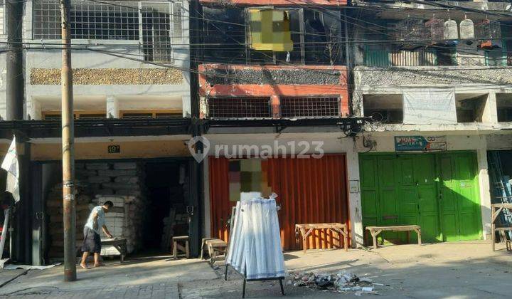 Ruko Raya Kertopaten 3 Lantai Dekat Sidodadi, Ampel 1