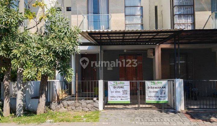 Rumah 2 Lantai Sudah Renovasi Furnished SHM di Kenjeran, Surabaya 2