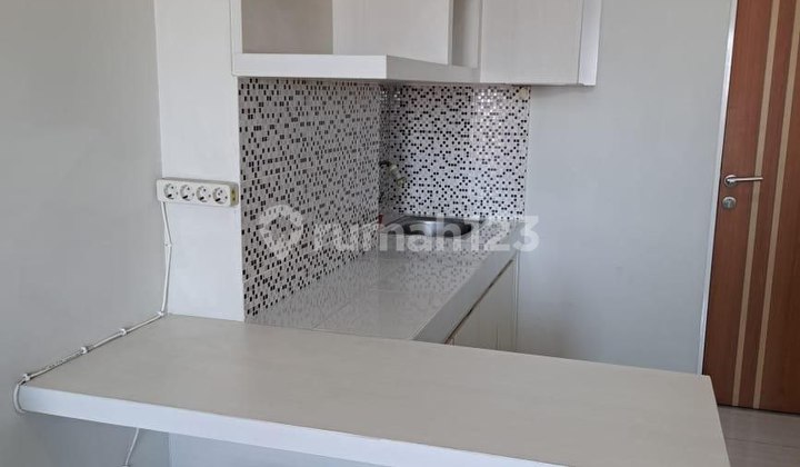 DISEWAKAN APARTEMEN PUNCAK DHARMAHUSADA TOWER B LANTAI 5 - FURNISHED 2