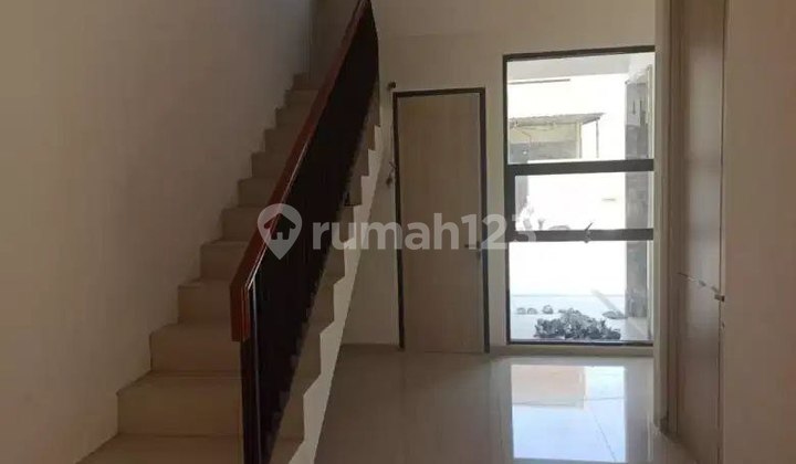 DIJUAL RUMAH ROYAL PAKA GUNUNGANYAR 2