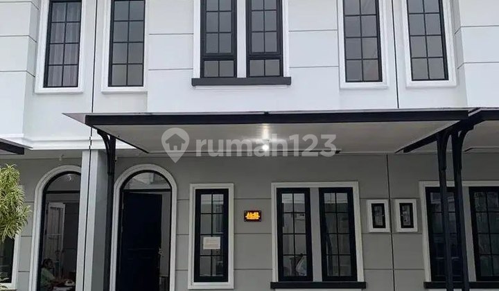 DIJUAL RUMAH MANSION NINE LAKARSANTRI - FULL FURNISHED - ONE GATE SYSTEM