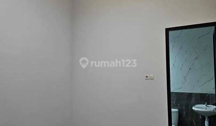  Rumah Unfurnished Baru SHM - Sertifikat Hak Milik di Mulyosari 2