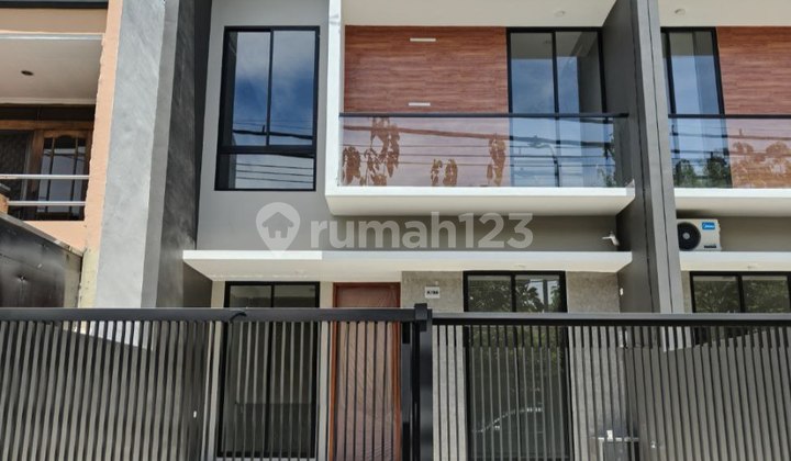 DIJUAL RUMAH KUTISARI INDAH - BARU GRESS