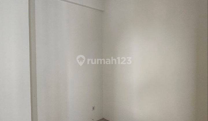 Apartemen puncak CBD 2 Kamar Tidur Unfurnished Baru 2