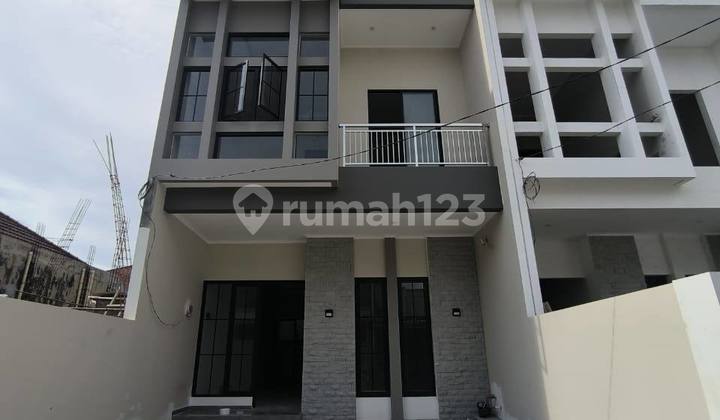 DIJUAL RUMAH WISMA MUKTI KLAMPIS - BARU GRESS