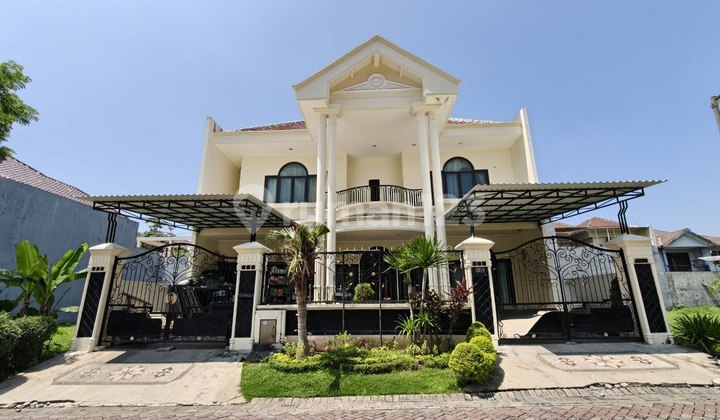 DIJUAL RUMAH VILLA ROYAL PAKUWON CITY