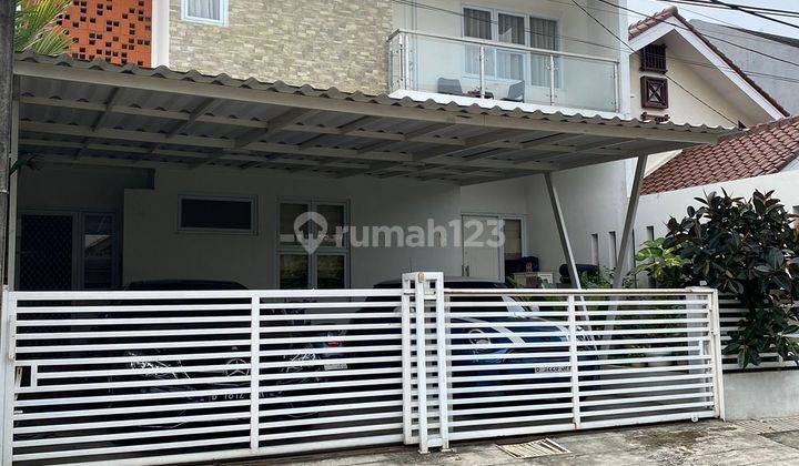 Rumah 2 Lantai Bagus Semi Furnished SHM di Bintaro Sektor 3 Jln Camar, Tangerang Selatan 1