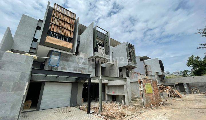 Rumah Baru Industrial Style Lokasi Bagus Di Simprug Jaksel. 1