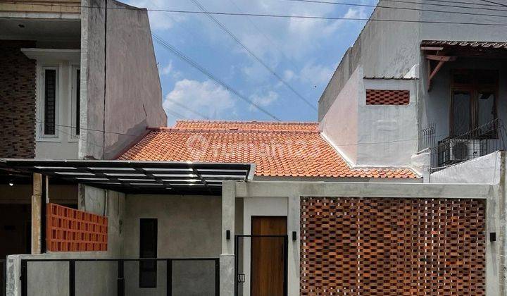 Cinere Rumah Minimalis Industrial Strategis Baru Renovasi 1