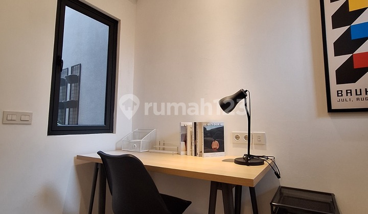 New house in a new cluster near Krukut toll gate and Limo toll gate access.