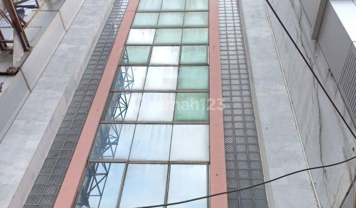 Ruko Turun Harga! Gedung Kokoh, Strategis di Jl. Gajah Mada, JakPus, Disewakan Jl.Gajah Mada Jakarta Pusat 1