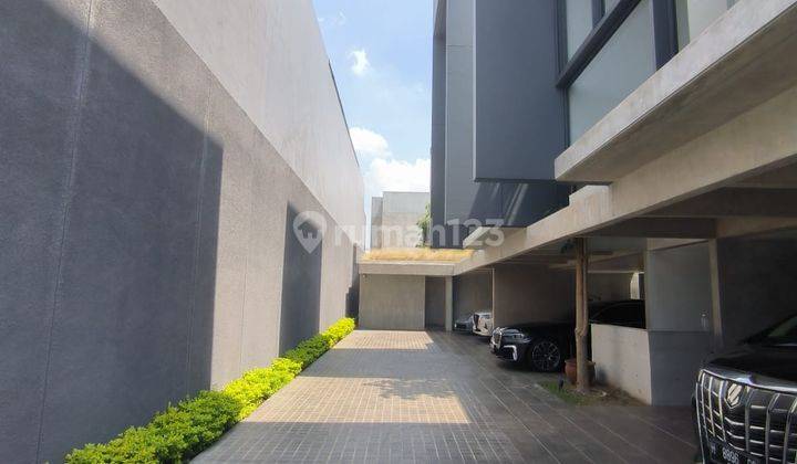 Rumah Bagus 3 Lantai Tampomas Townhouse Gajahmungkur 2