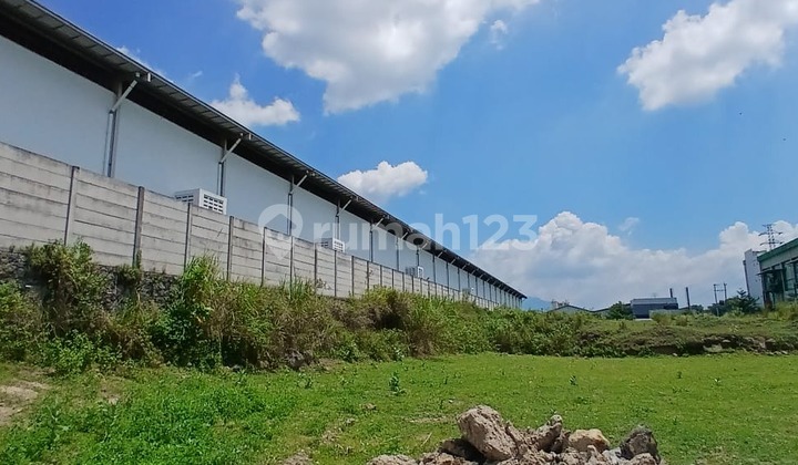 Tanah Letak Strategis Cocok untuk Usaha di Kic Gatsu 1