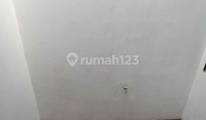 Comfortable House Ready for Occupancy on Roro Jonggrang Street, Manyaran 2