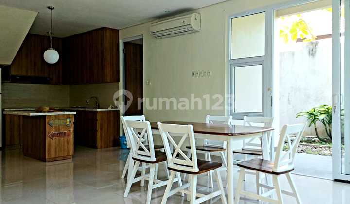 Disewakan rumah mewah minimalis di Candi Golf  2