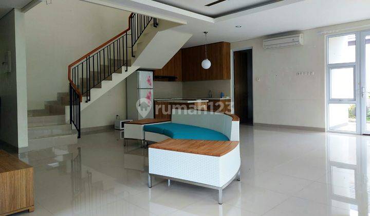 Disewakan rumah mewah minimalis di Candi Golf  8