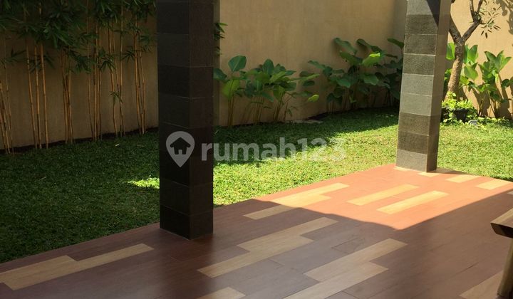 Rumah nyaman di di Jl. Kawi   9