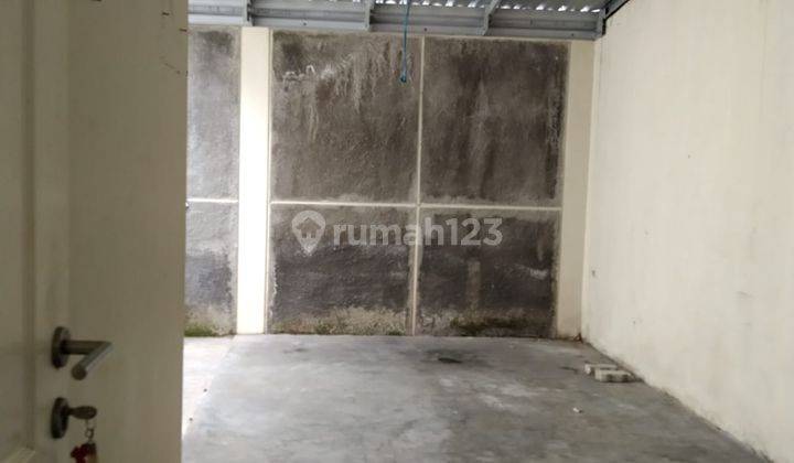 Dijual Rumah Siap Pakai Dekat Sekolah Karangturi di Graha Padma 5