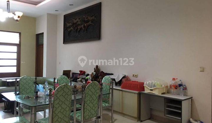 Dijual Rumah di Tengah Kota Jl. Krakatau 2