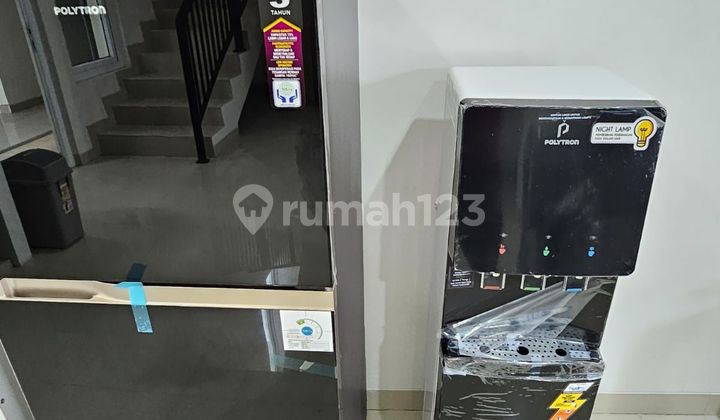 Rumah Bagus 2 Lantai Full Furnished di Mutiara Arteri 2