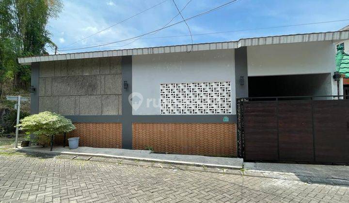 Rumah Bagus 1,5 Lantai di Permata Puri Ngaliyan 1