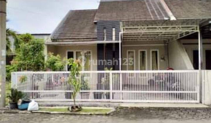 Dijual Rumah Siap Pakai Di Majapahit Regency 2