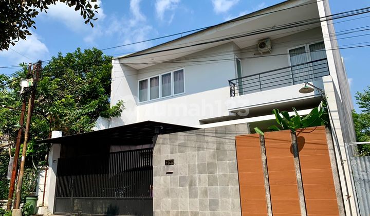 Dijual Rumah Bagus dan Siap Huni di Jl. Semeru 2