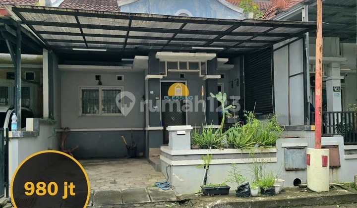 Comfortable House Ready to Occupy in Semarang Indah, West Semarang 1