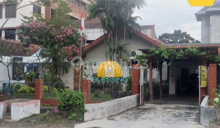 Rumah Bagus Siap Huni Strategis di Jalan Erlangga 1