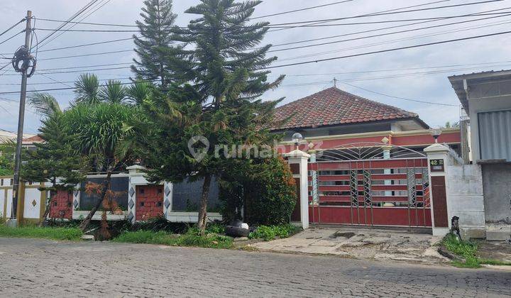 Rumah Luas Strategis Siap Huni di Tanah Mas 2