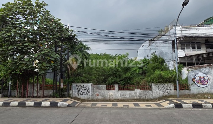 Tanah Letak Strategis Cocok untuk Usaha di Jl Jend. Sudirman 1